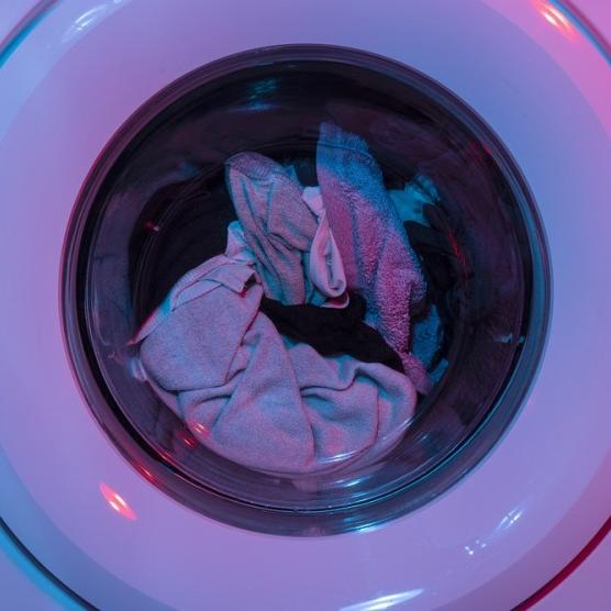 Čiščenje, pranje perila v stroju